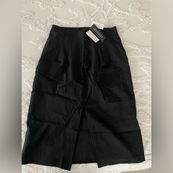 Banana Republic Linen-Blend Midi Skirt - Picture 2 of 14